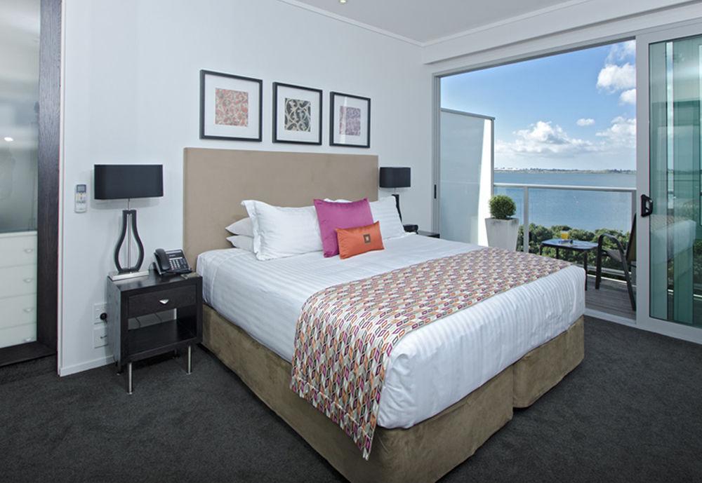 Hotel On Devonport Tauranga Exterior photo