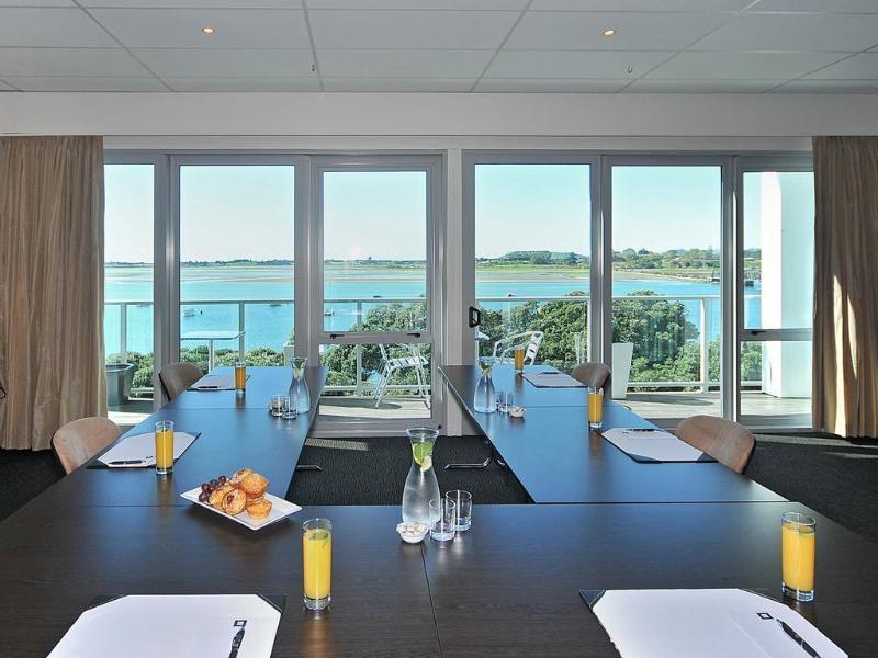 Hotel On Devonport Tauranga Exterior photo